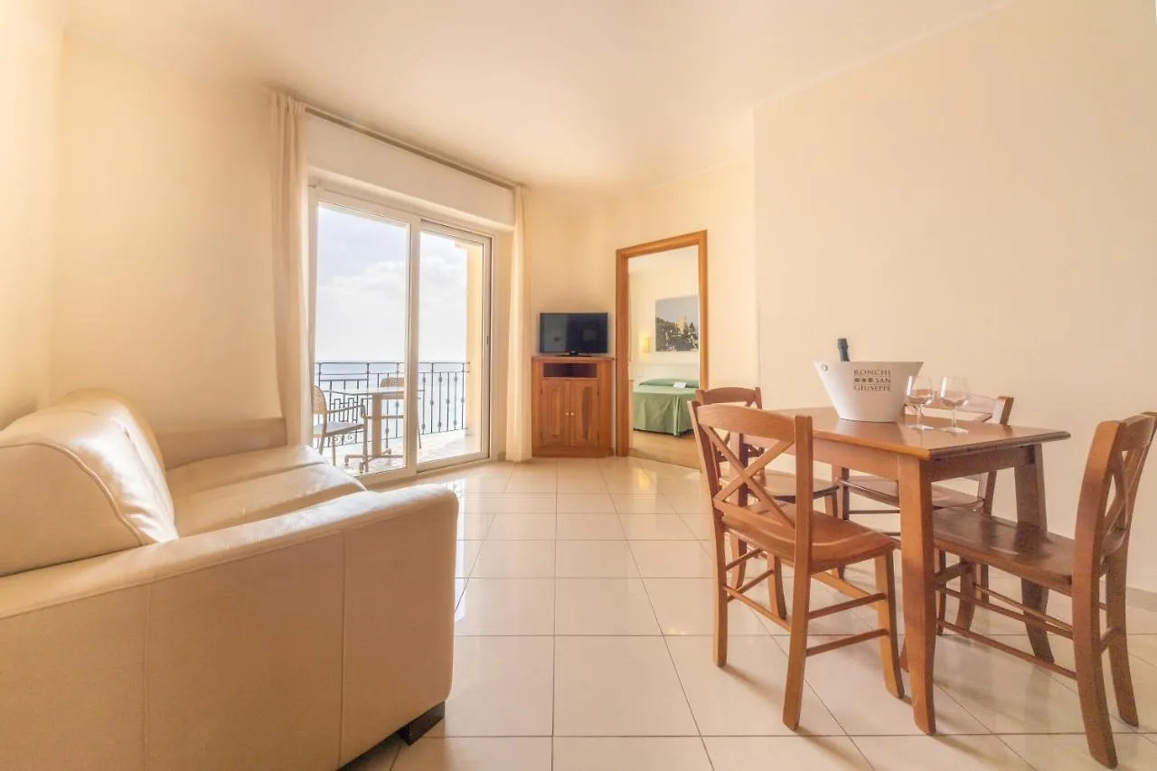Lido Resort Finale Ligure Aparthotel