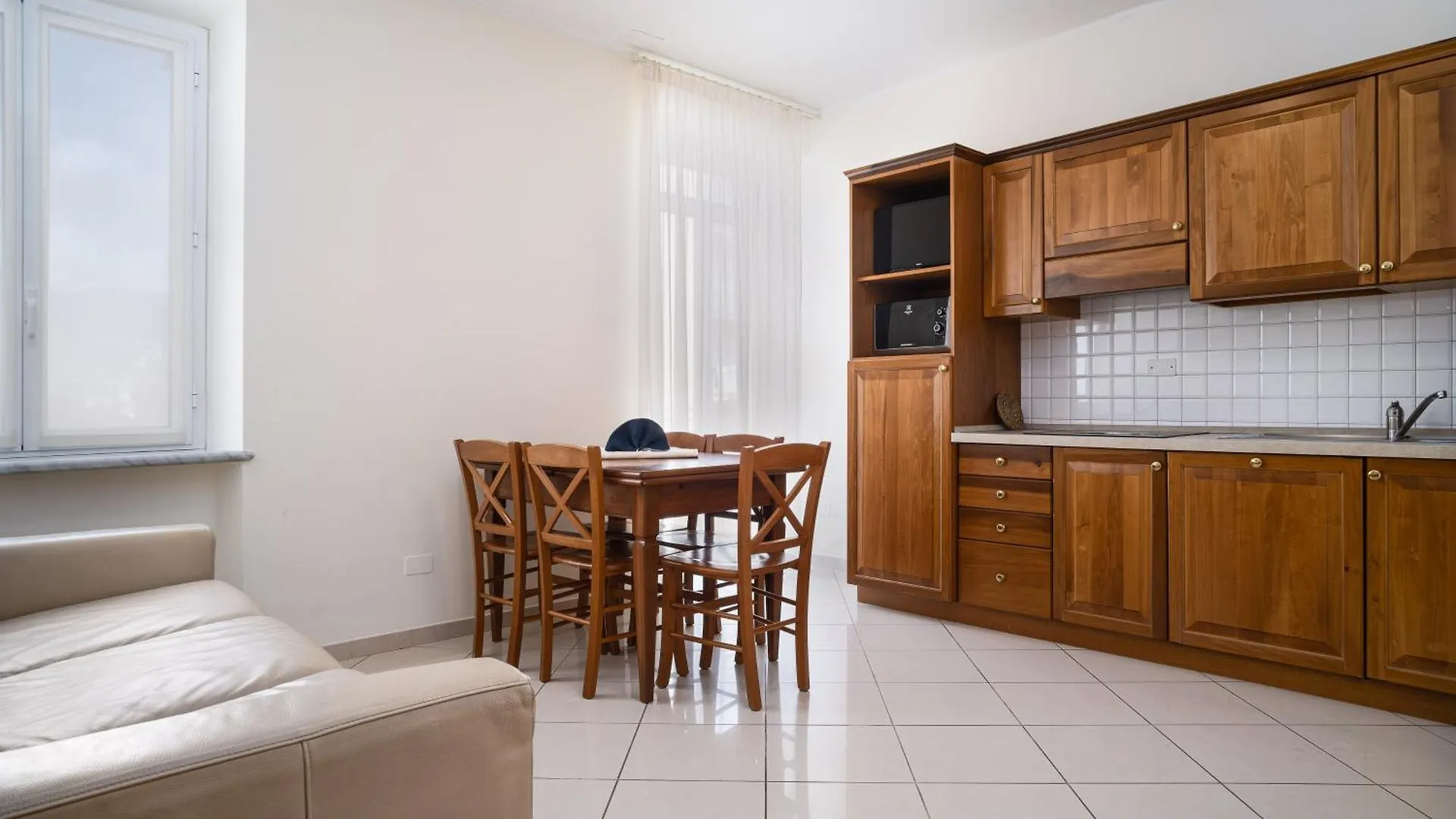 Aparthotel Lido Resort Finale Ligure