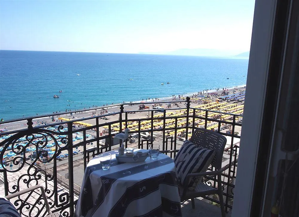 Lido Resort Finale Ligure