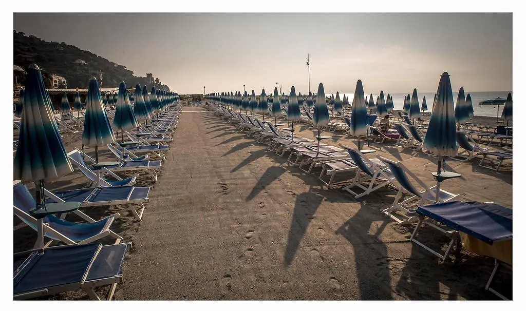 Aparthotel Lido Resort Finale Ligure