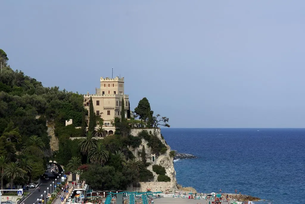 Lido Resort Finale Ligure 4*,  Itálie