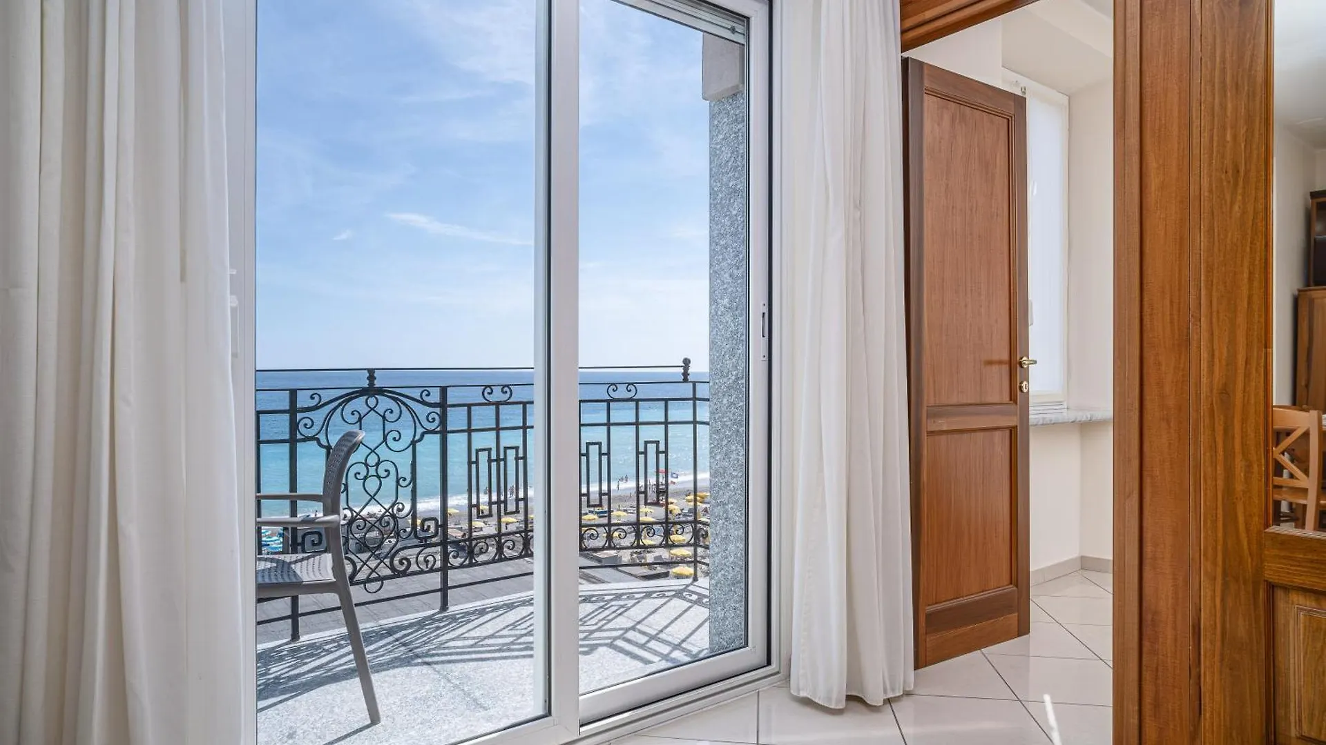 Lido Resort Finale Ligure Itálie