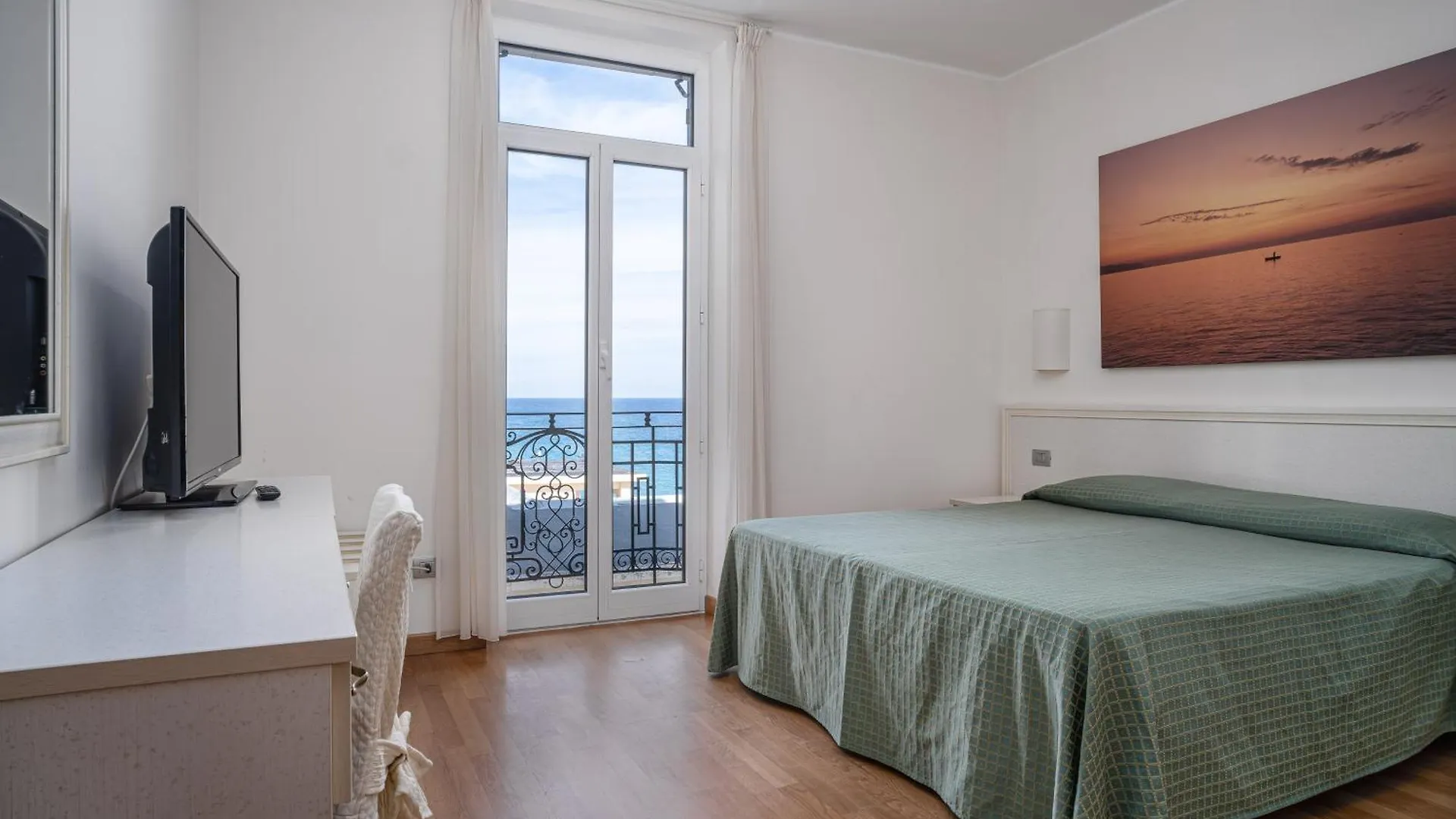 Lido Resort Finale Ligure