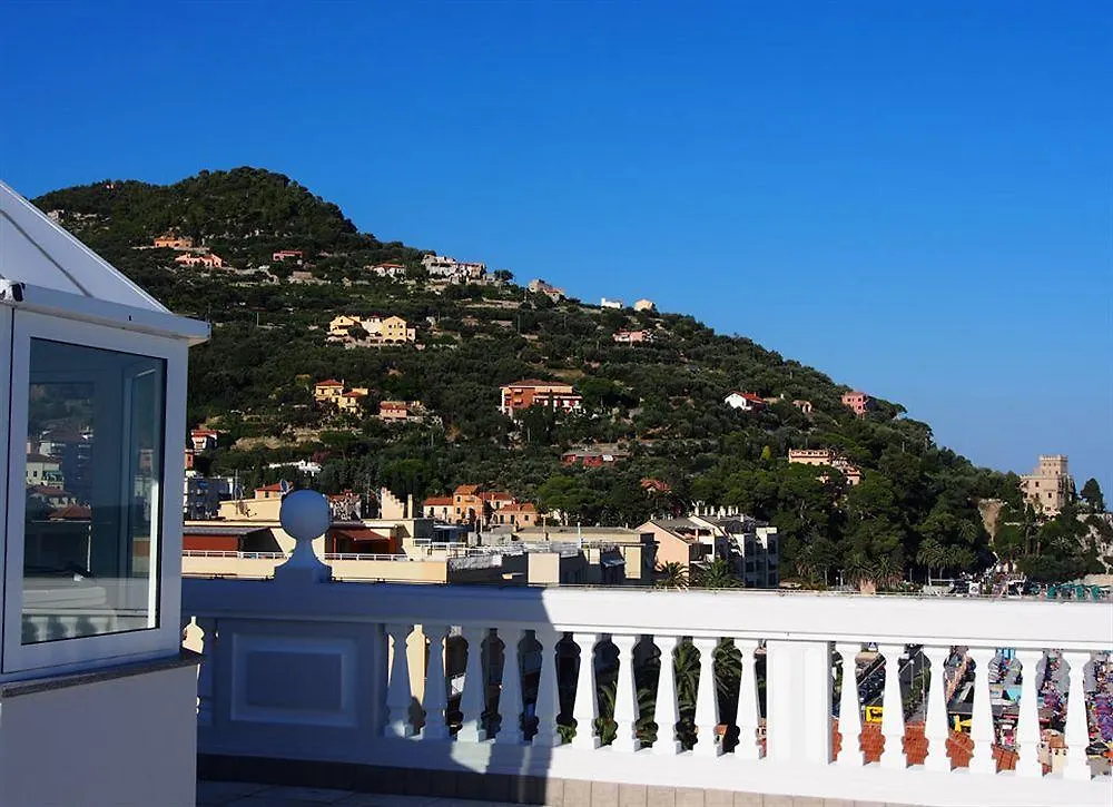 Aparthotel Lido Resort Finale Ligure