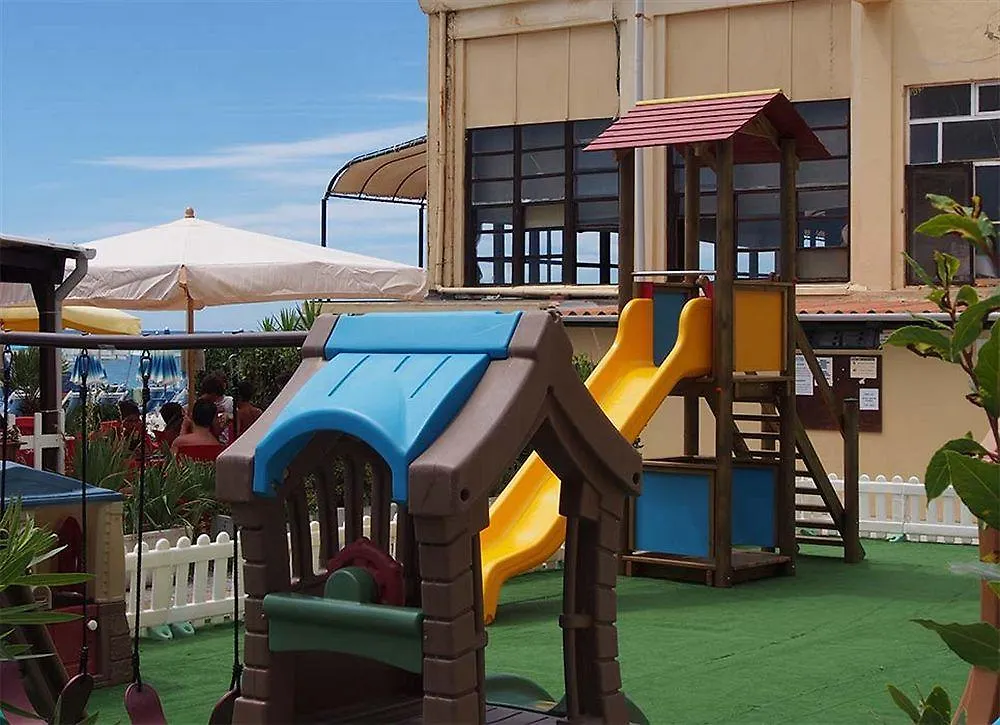 **** Апарт-отель Lido Resort Финале Лигуре Италия
